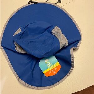 Sun days sun protection hat 
Blue and Gray Outdoor Hat